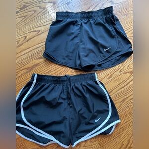 Nike shorts size S